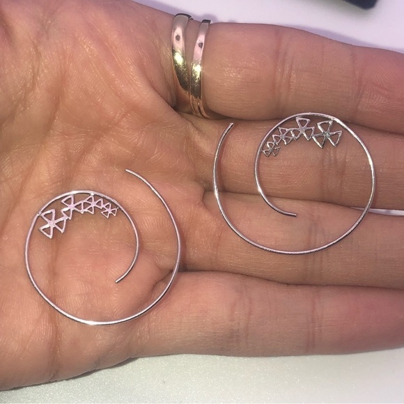 STERLING Silver Geometric Triangle Flower Threader Hoop Earrings 1.3” - Picture 5 of 8